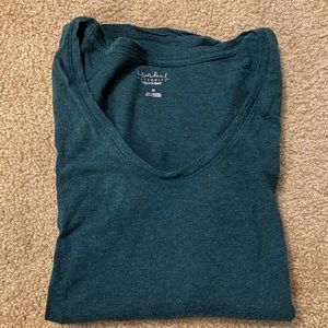 Long sleeve maternity tee